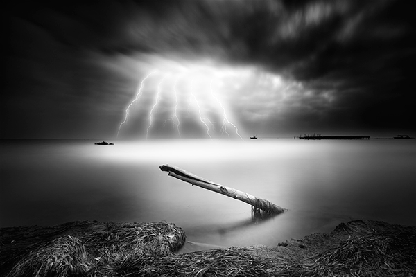astrophotography lakes stars black and white color long exposure Greece tangoulis