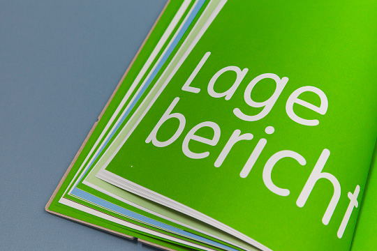 annual report Energie Steiermark information design infographic corporate publishing