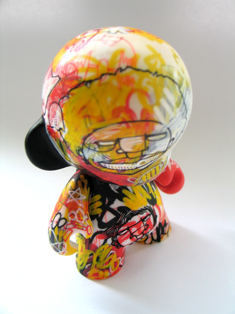 Munny Kidrobot Kid Robot Dunny vinyl toy rundmb Custom Graffiti