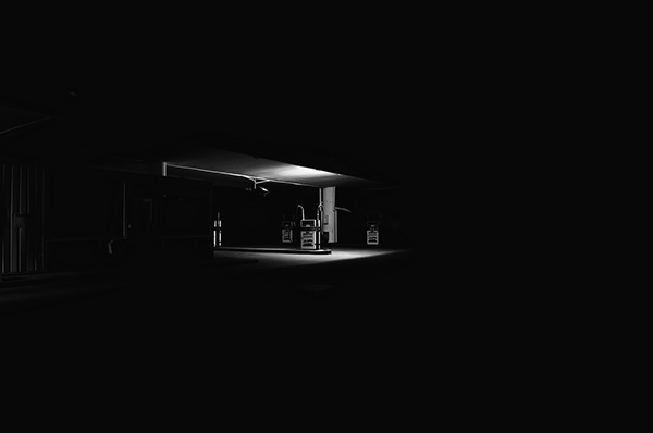 midnight Gas STATION Nikon D90