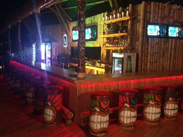 Tiki Bar restaurante lounge - Medellín on Behance