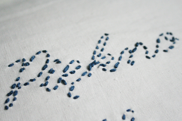 typo Embroidery font