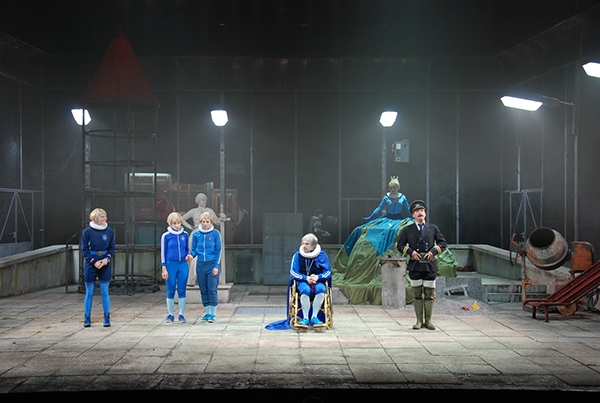 king ubu heidelberg viktor bodo jarry STAGE DESIGN set Stage theater  díszlet színház germany hungary budapest