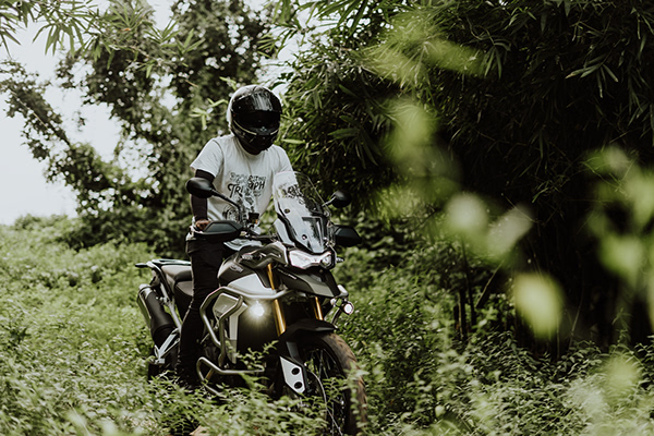 Into the jungle with Triumph Tiger 900 Rally Pro.