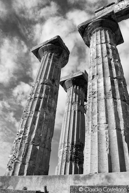 selinunte sicily Italy archaeology temple photo