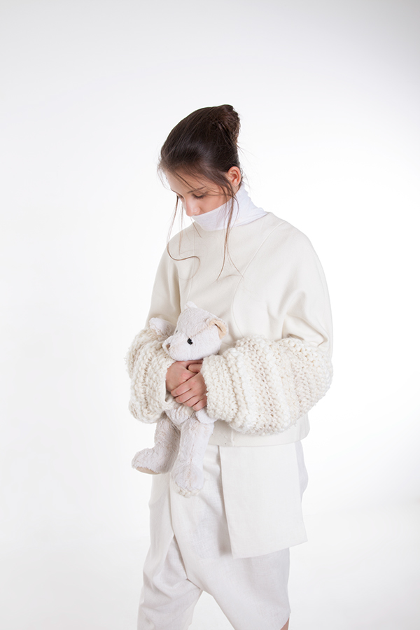 knitwear womenswear Softness shelter automne/hiver Collection teddy bear childhood fragility comfort cocooning