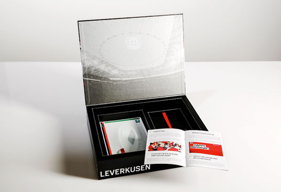 achtnullvier Bayer 04 Leverkusen Oliver Henn Helge Rieder Carsten Prenger lydia scharlata design package tickets soccer