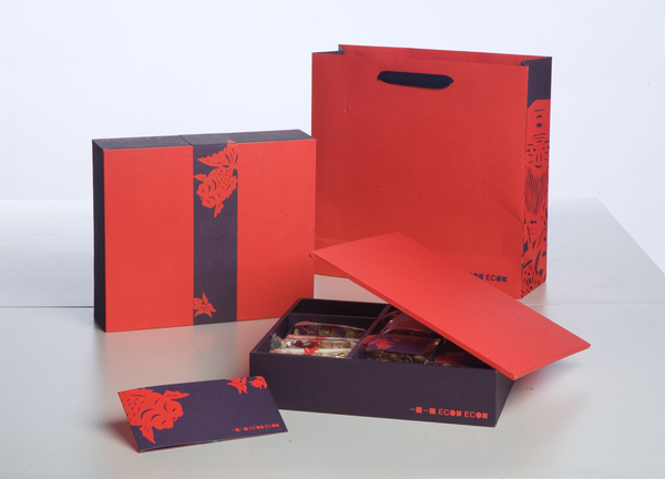 Chinese gift set packaging paper-cut