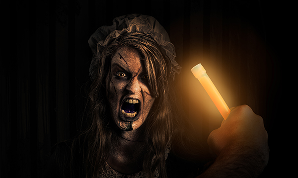 haunt Scary woman blood ghost assylum crazy