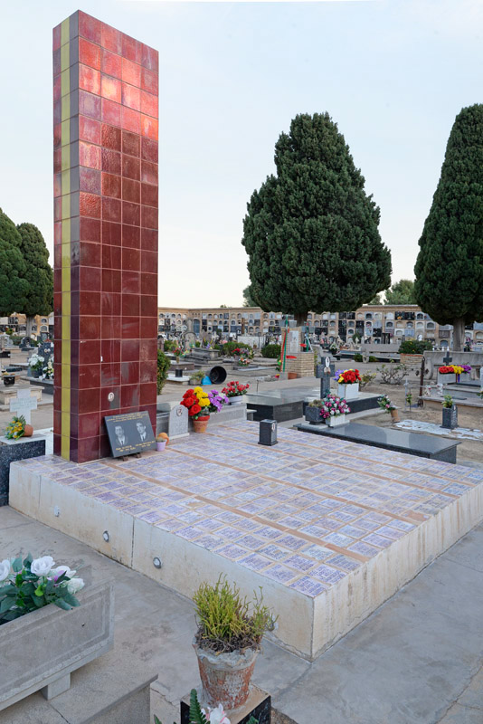 Franco's dicatatorship Spanish Civil War Paterna cemetery Fascists Paredon de españa