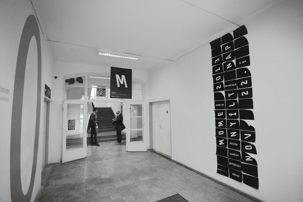 mome Moholy-Nagy Univerity Open Day nyílt nap identity wayfinding campaign brochure blackandwhite banner