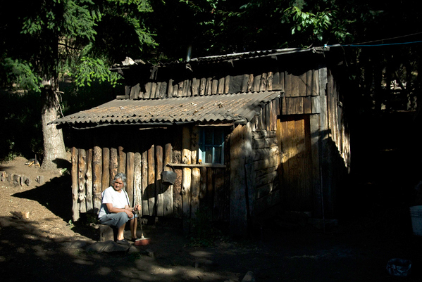 argentina patagonia mapuche family house portrait children farm Travel woman