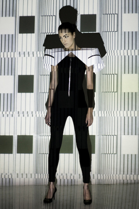 mimi c.fashion Projector FUTURISM