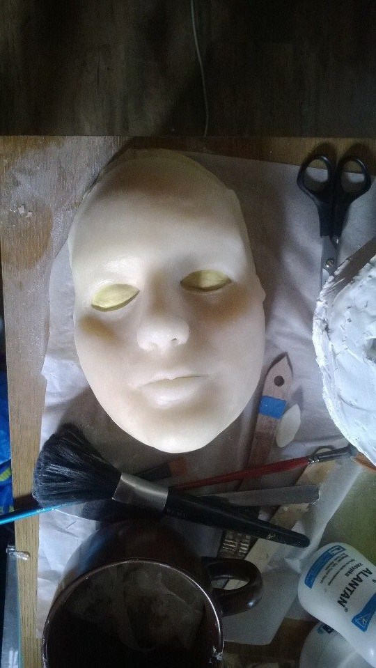 mask prosthetics SFX make-up artist casting doll porcelain clip movie
