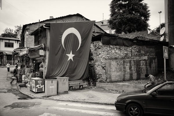 istanbul Poverty housing poor Turkey