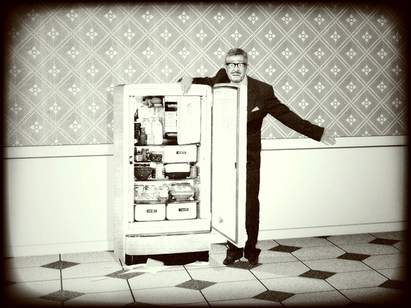 salesman 50's vintage commercial refrigerator outtakes faliure fridge tv failure