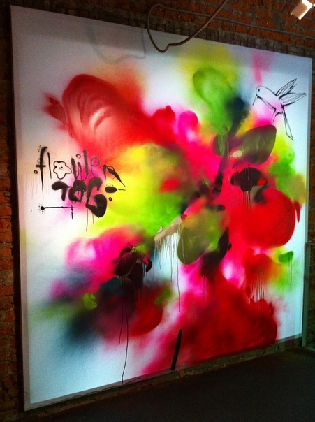 kenzo  Graffiti wall presentation canvas Flowers fine_art flowertag Moscow Russia