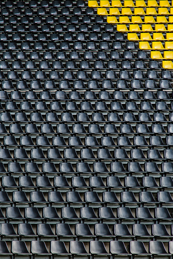 stadion westfalenstadion bvb Dortmund germany nrw Signal Iduna stadium yellow black Arena clean seats green Rasen