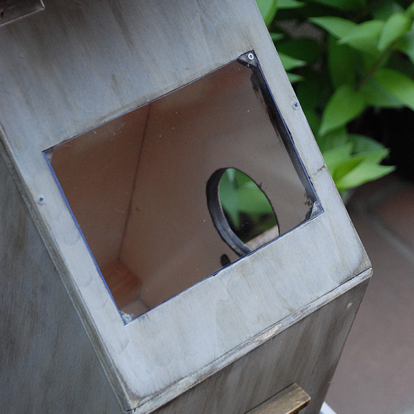 Birdhouse solar garden