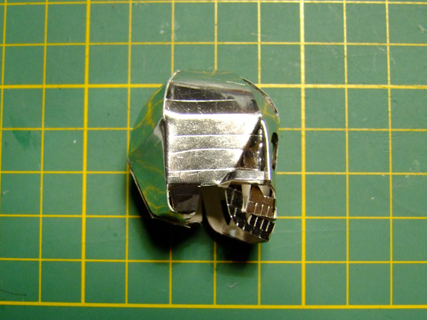 Khaa pins old skull paper toy papertoy silver crown queen pin badge button Epinglette Stift Spilla Spilletta ribbon