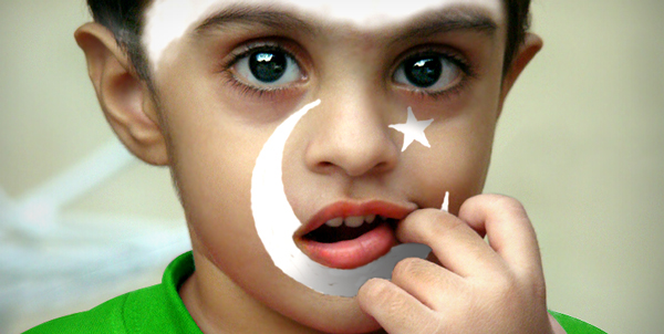 creative Face painting flag Pakistan kid