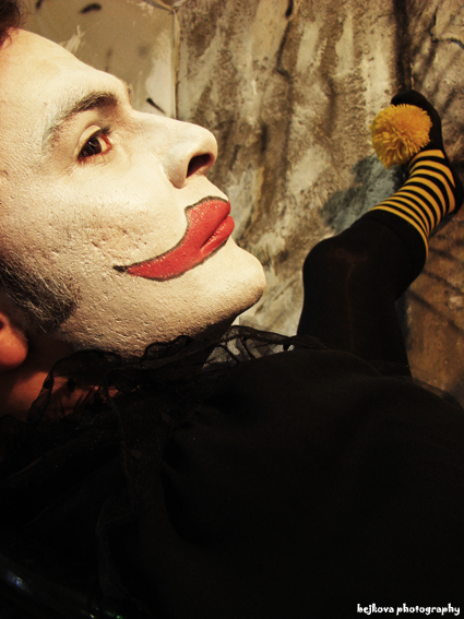 clown Pierrot mask Theatre Circus Dervish Travesty