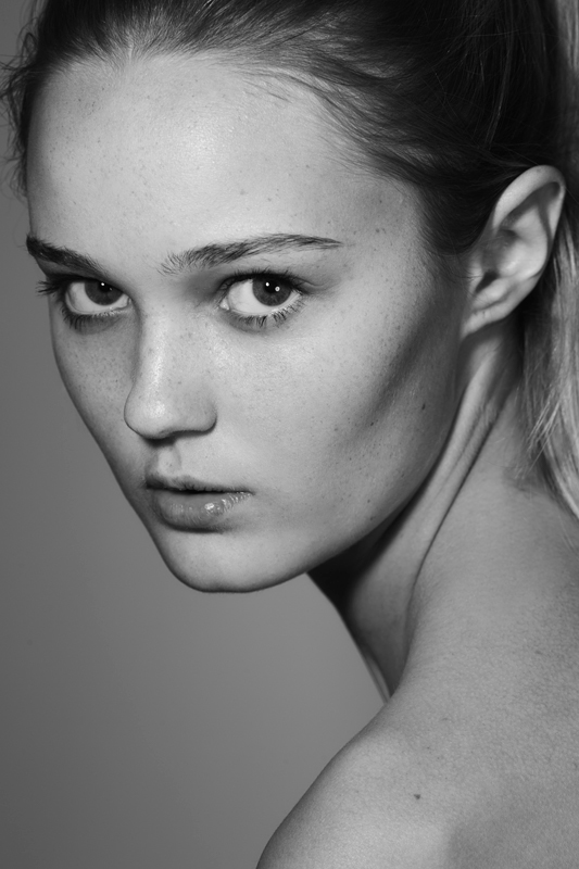 la Los Angeles la models new faces agency California beauty styling  Photoship portrait commercial chanel Dior model woman
