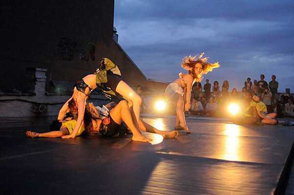 modern dance Brooklyn new york city Bushwick avant-garde performance art movement summer festival nyc rooftop roof top