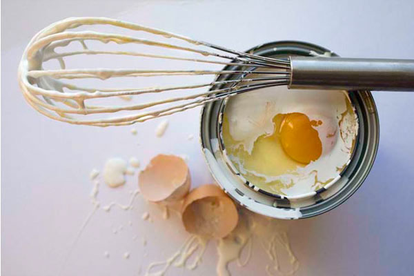 food photography  food styling egg paint  PAINT CAN  whisk  Still life  culinary  arts 