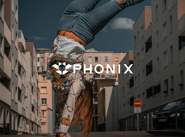 PHONIX - Fashion & Clothing Branding