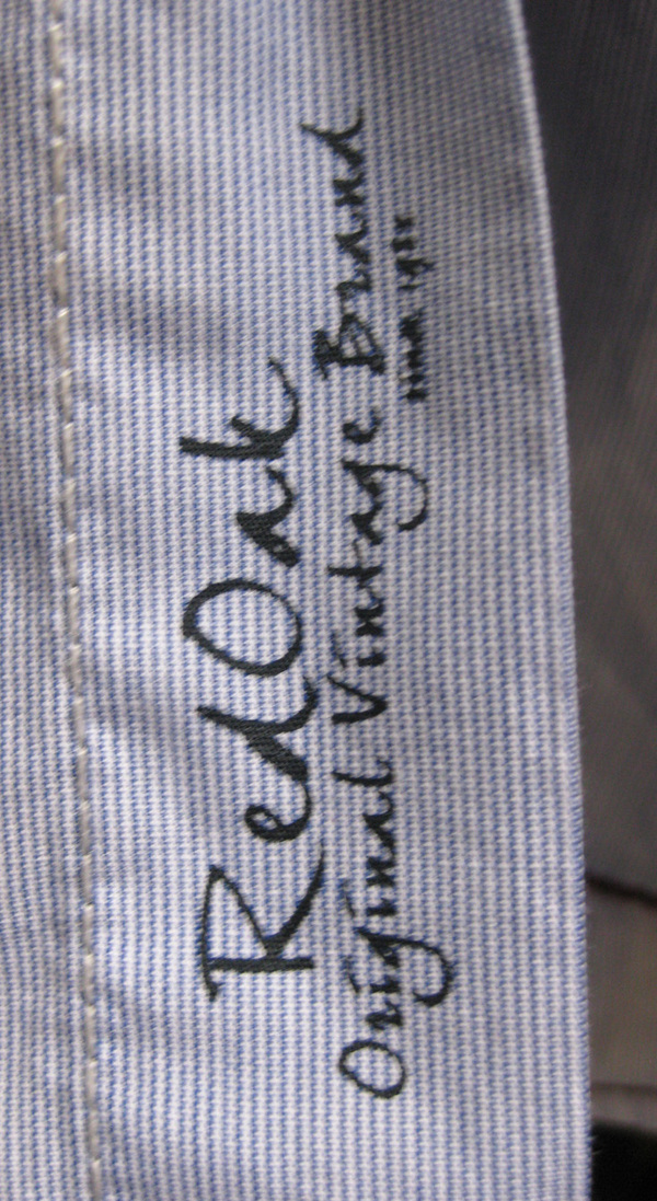 labels apliques Embroideries interior label Badges badge garment