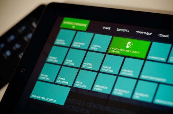 Responsive webcolors emerald doctor medical warsaw app Mobie tiles iPad green isotope modern