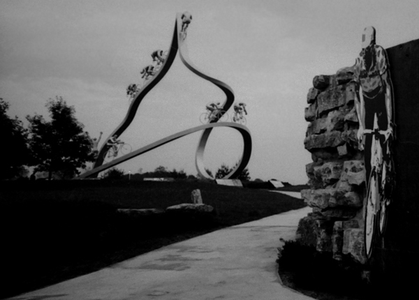  sculpture Tour de France Sculpture sur A64