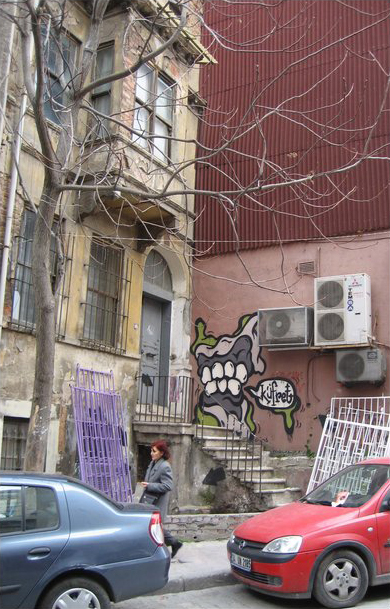 streetart istanbul kadıköy spray