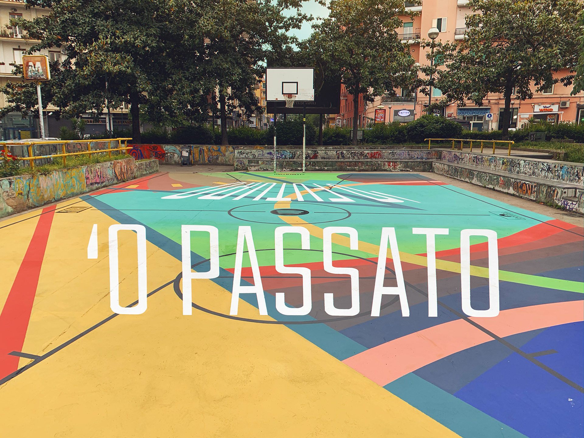 Illusory Basketball Court: O Passato / 'O Futuro - Street Art 