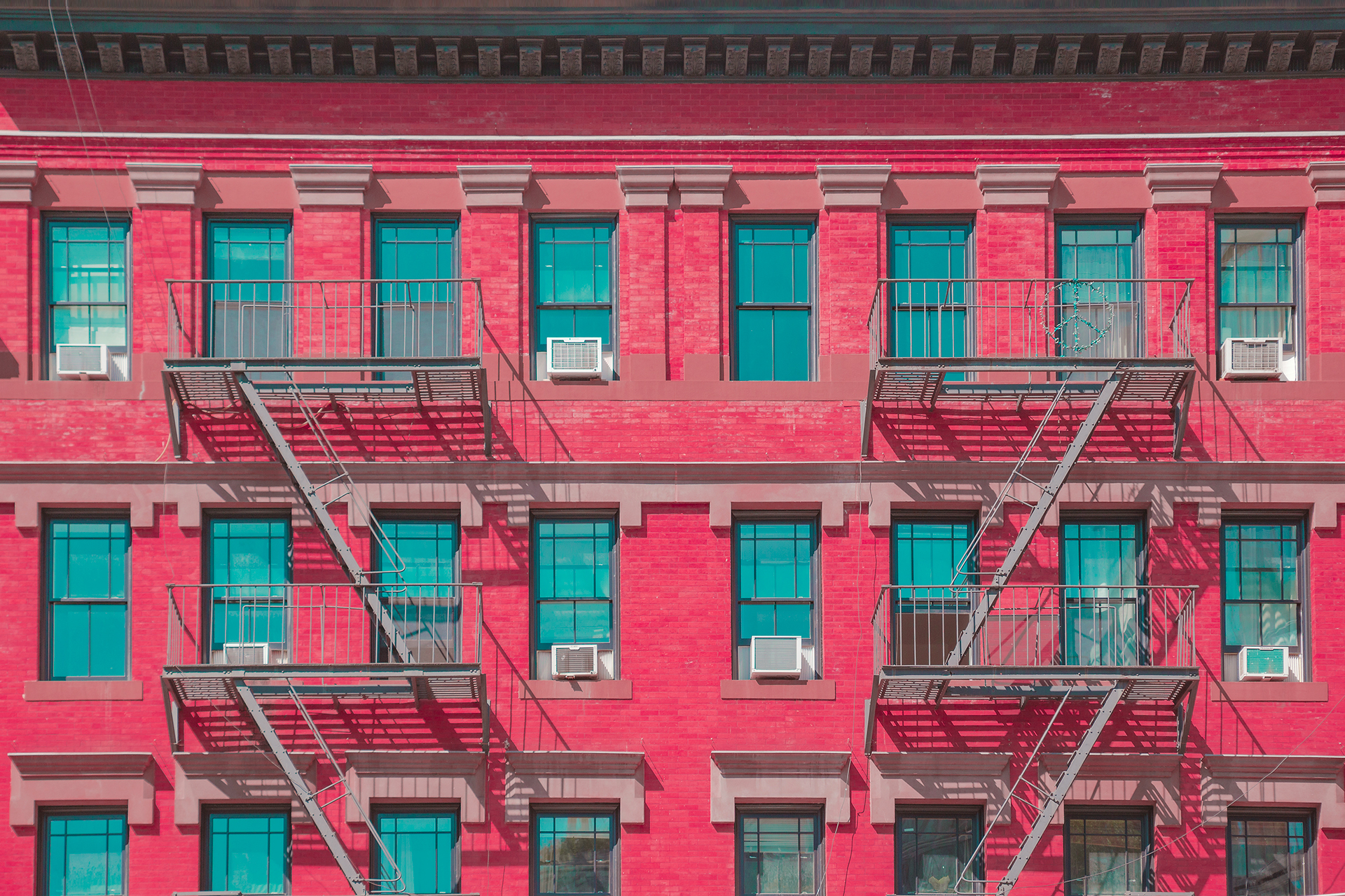 Digital Photography: Lines of NYC. by Salvador Cueva