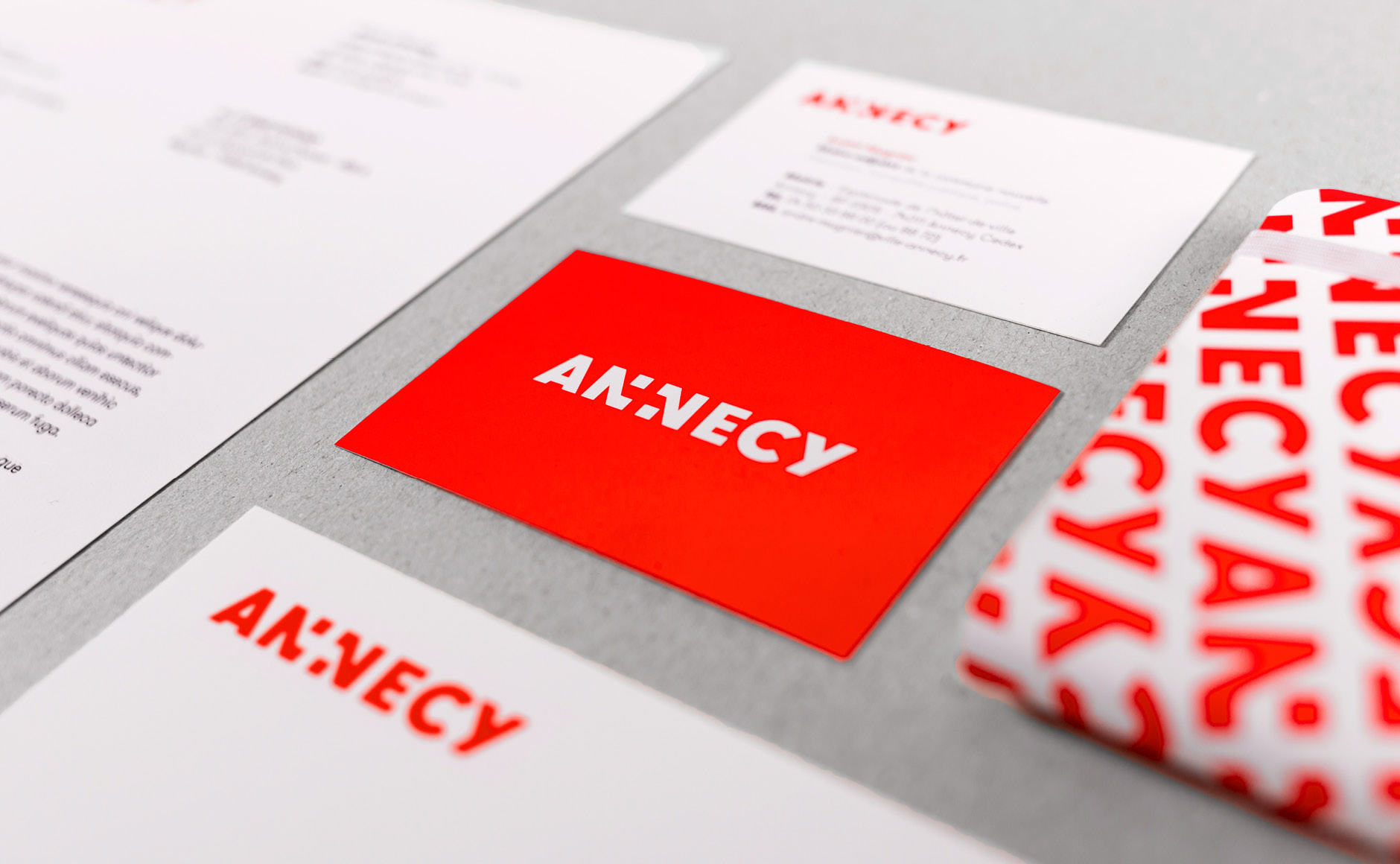 city-of-annecy-new-brand-design-grapheine-09