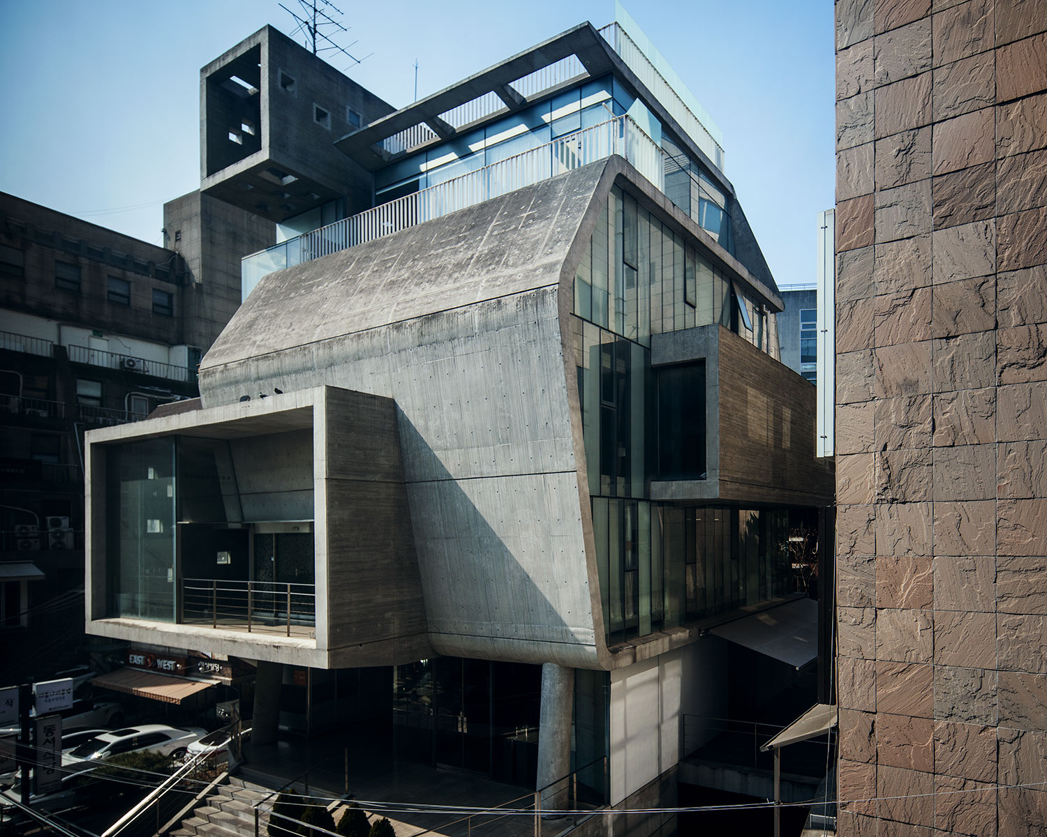 Architecture: Seoul Brutalist Revival