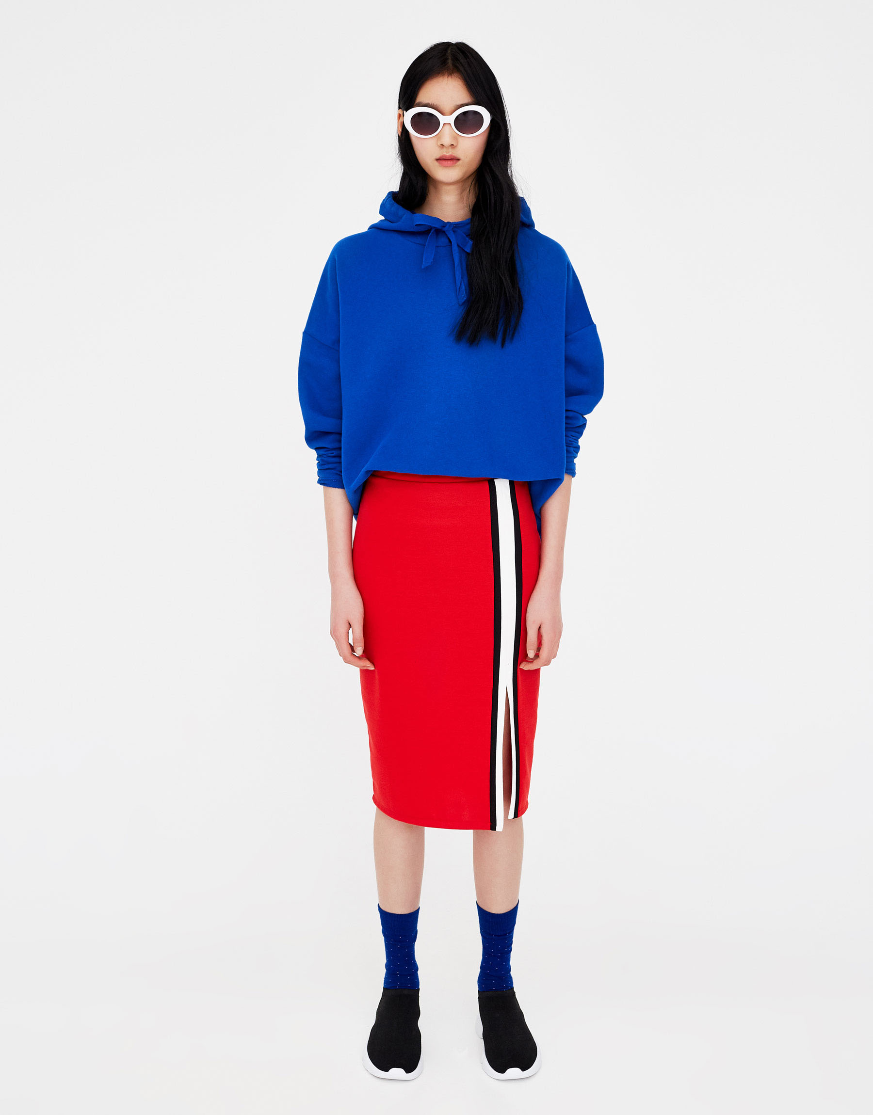 Pull & Bear | Midi Pencil Skirt With a Contrasted Band on Behance