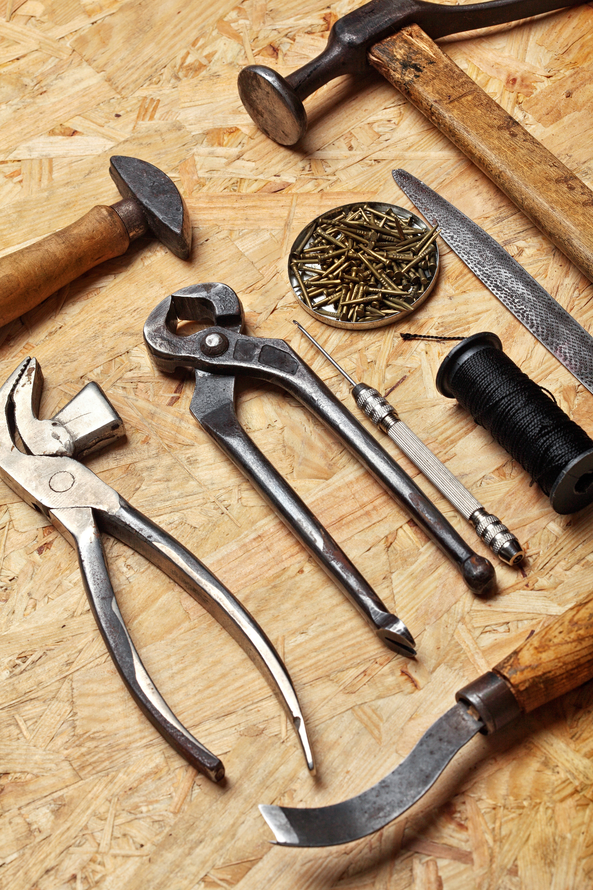 tools Cobbler hammer knife shoemaking nails.