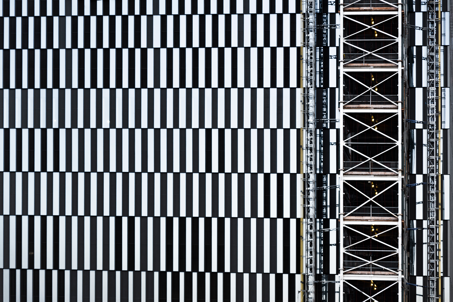 Digital Photography: Lines of NYC. by Salvador Cueva