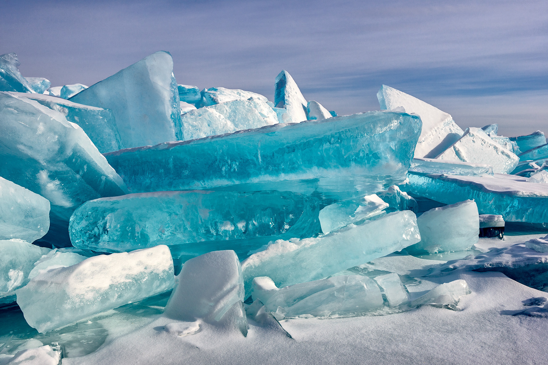 Почему лед назвали льдом. Торосы Северного Ледовитого океана. Лед Байкала Торосы. Ледяные Торосы Северного Ледовитого океана. Листвянка Торосы.