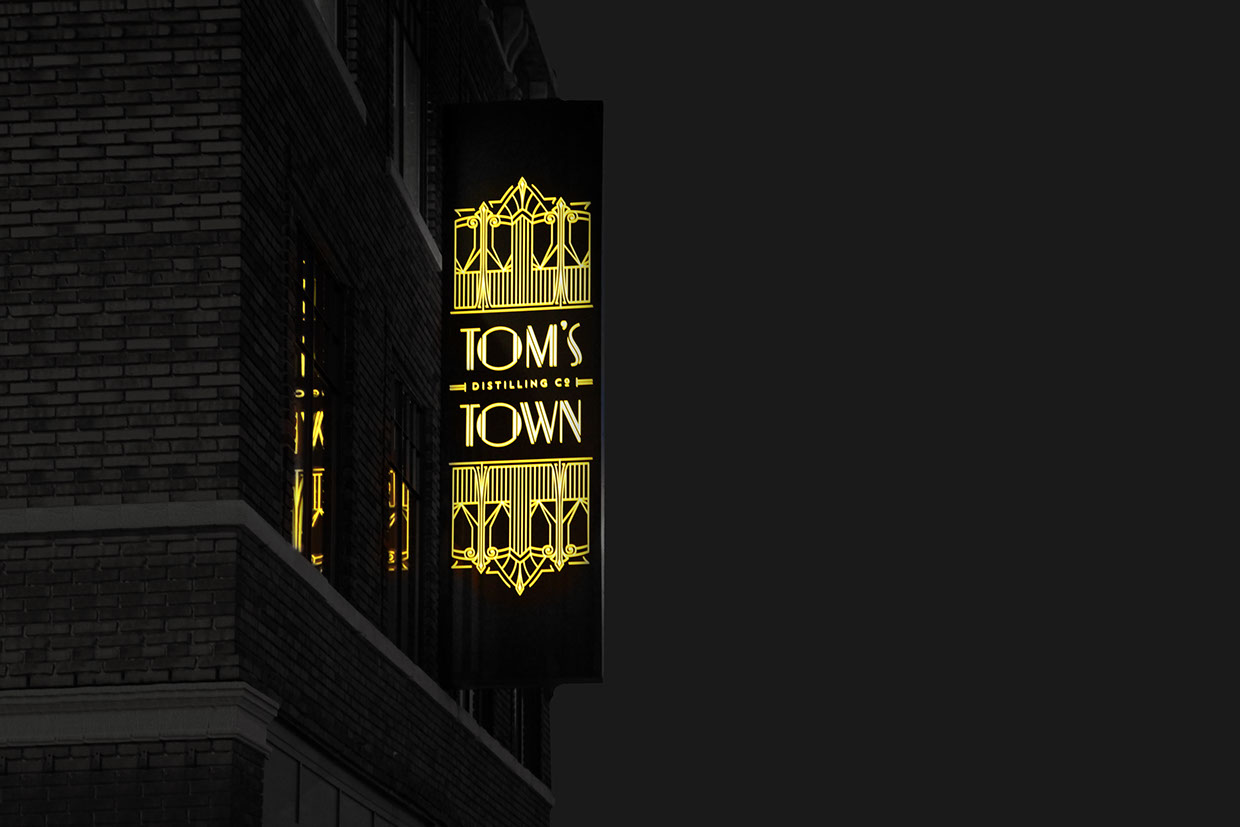 Tom's Town Branding