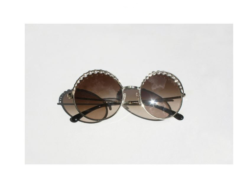 chanel pearl Sunglasses round Shades eyewear