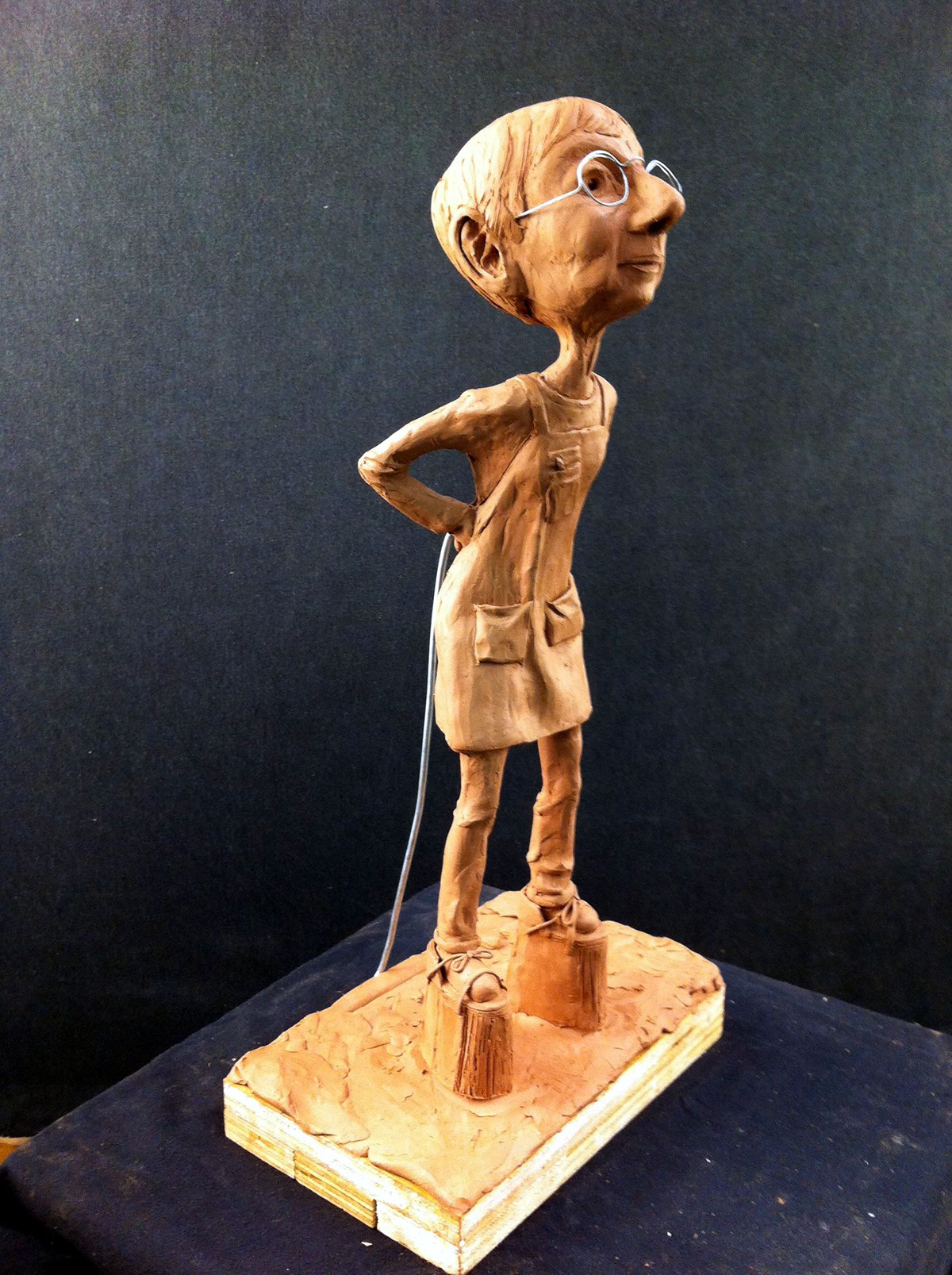 sculpture Character caricature   artists old