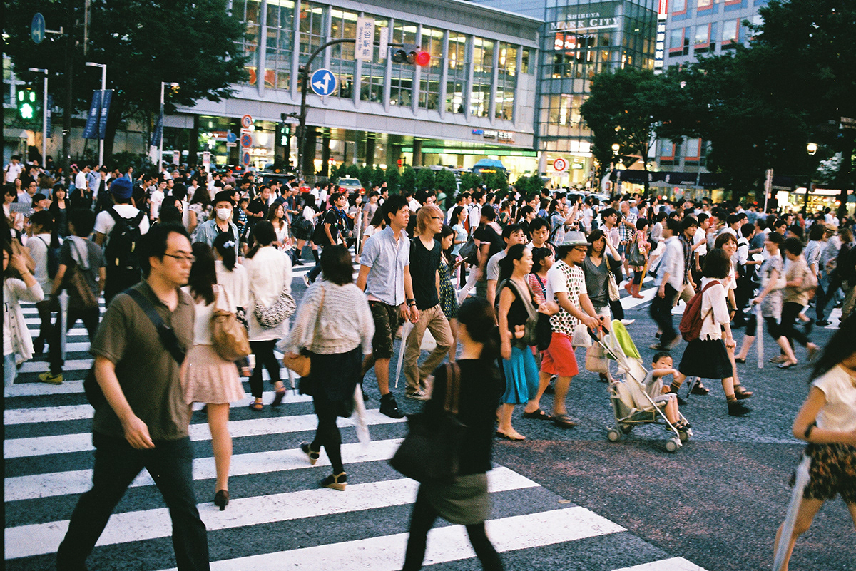 tokyo people People-watching crowds harajuku Shinjuku SHIBUYA