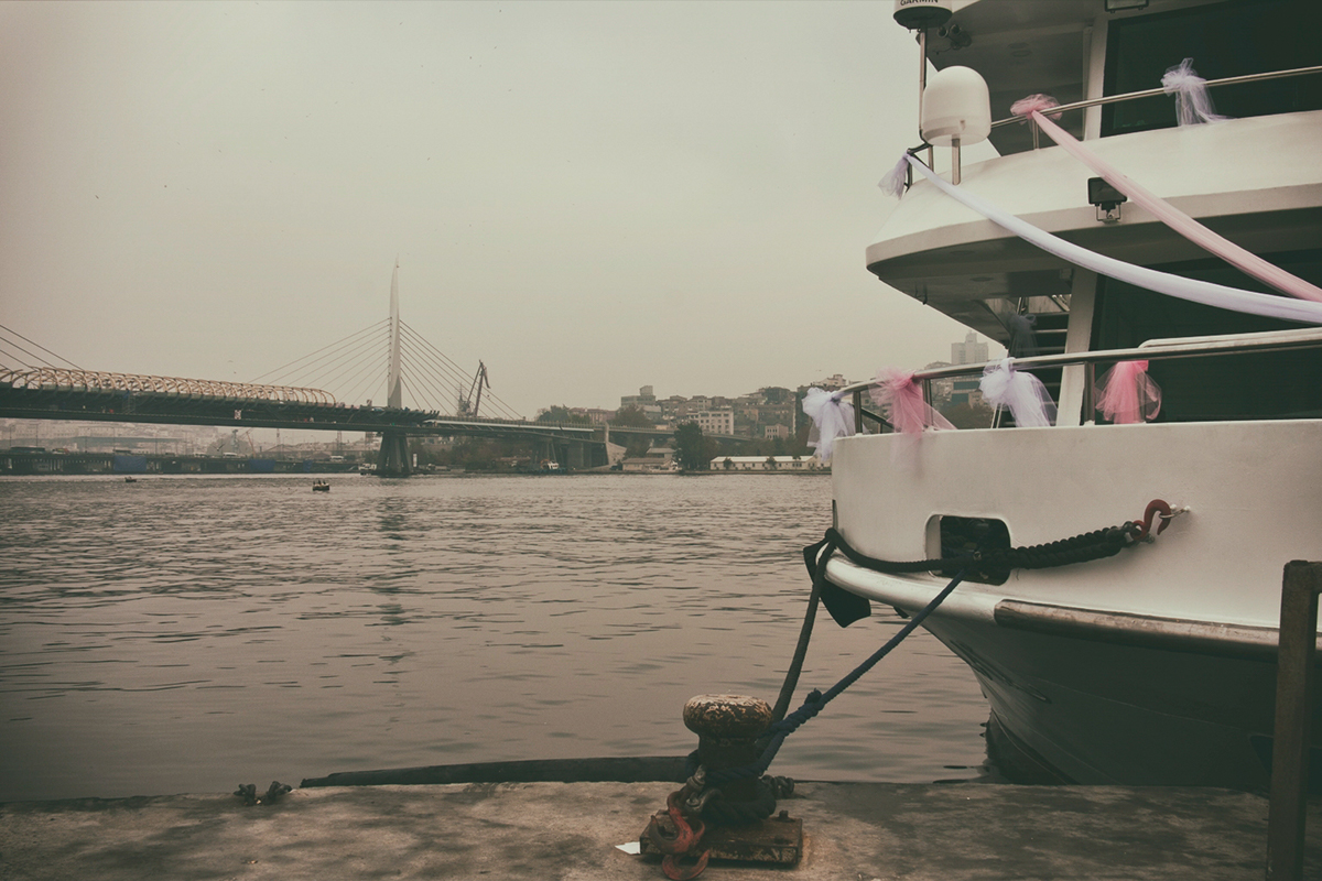 wave istanbul Turkey türkiye atmosphere ambience noise storytelling   observation MIdterm Project ozan mutlu dursun