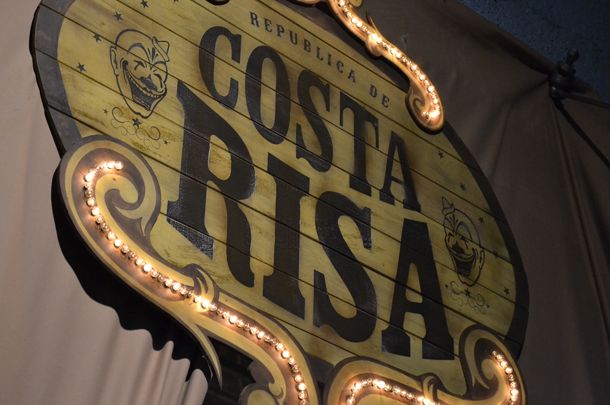 daniel montiel Costa Rica  Costa Risa Circus freak clown payasos politic