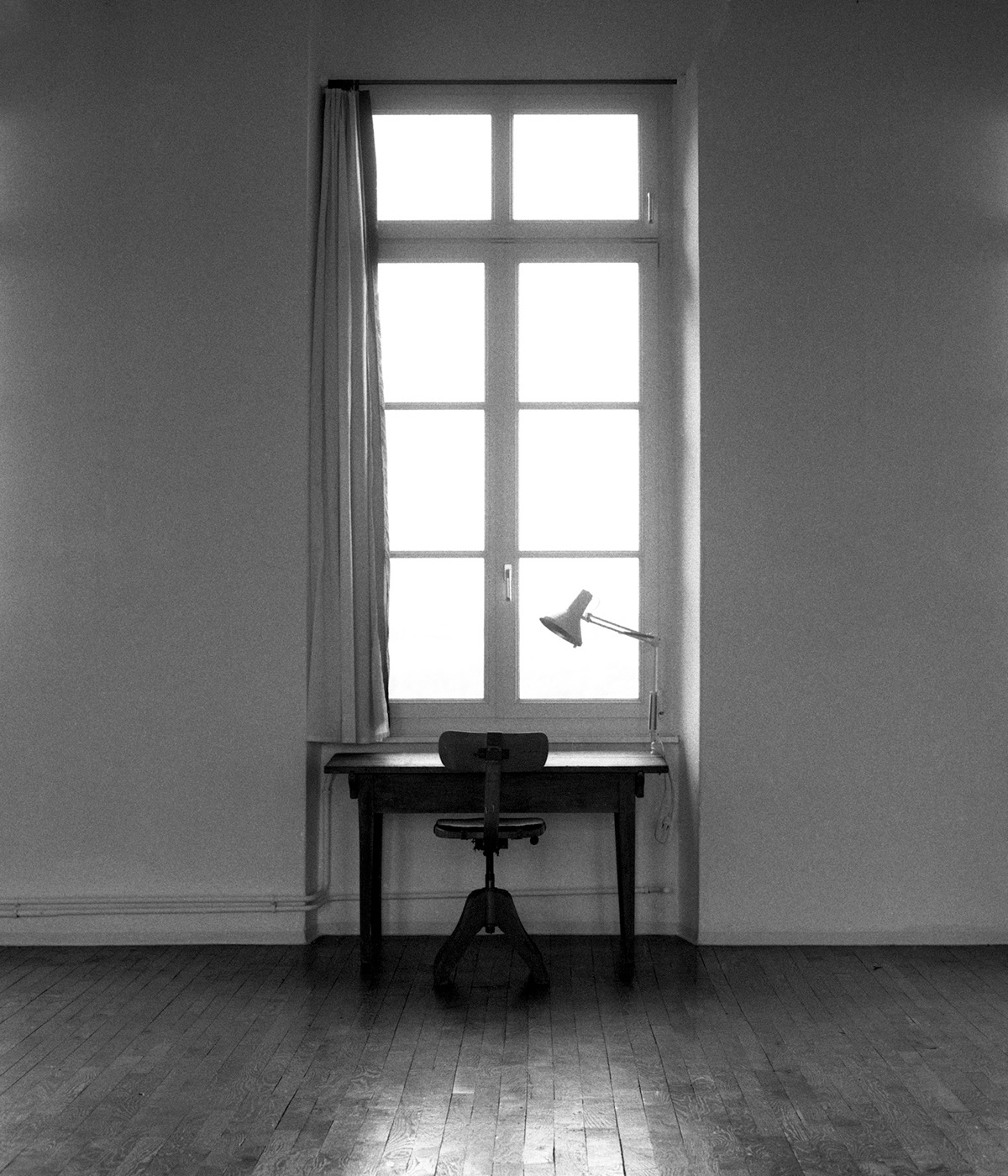 france chateau black white Interior still life