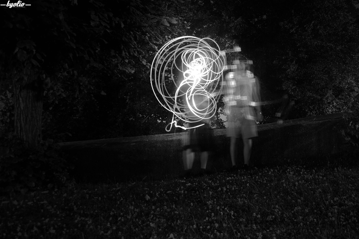 light lighting write writhing with long Exposure expo art rosice CAS Tree  peace chill photomake